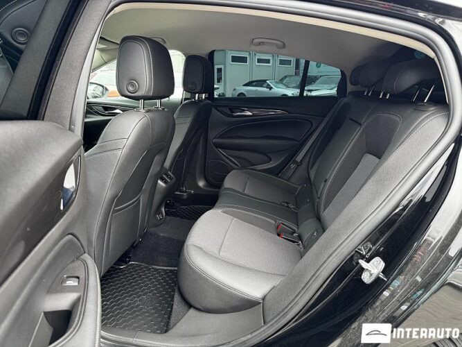 Opel Insignia 39 interauto-car