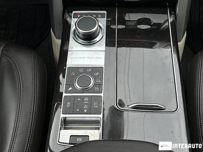 Land Rover Range Rover Vogue 40 interauto-car
