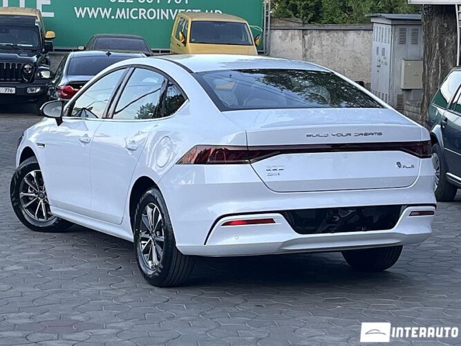 BYD Qin Plus 30 interauto-car