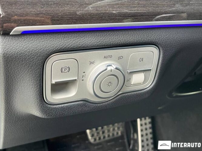 Mercedes GLE 300d 51 interauto-car