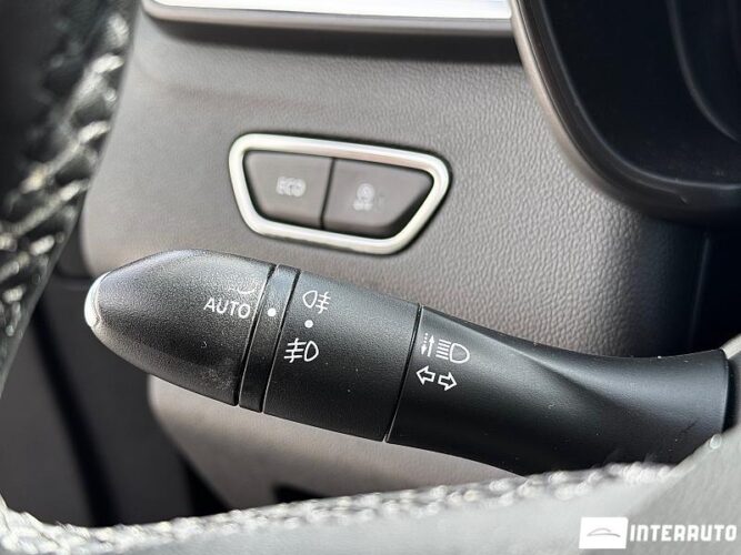 Renault Kadjar 44 interauto-car