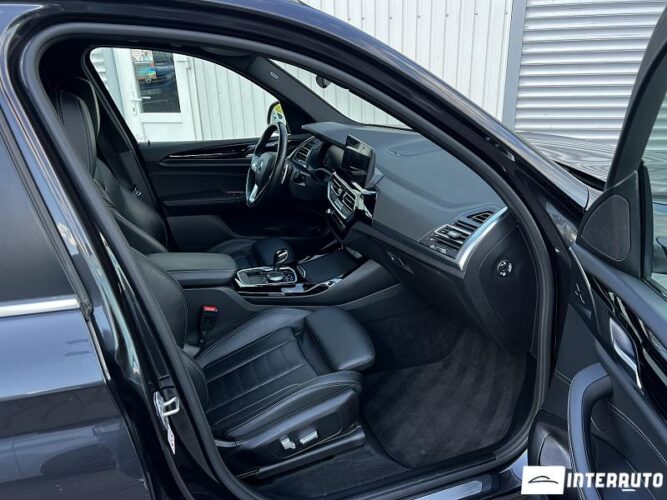 BMW X3 3.0e 39 interauto-car