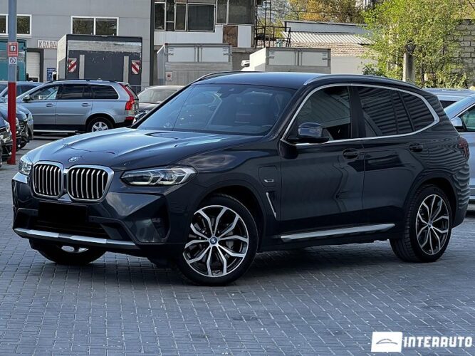 BMW X3 3.0e 35 interauto-car