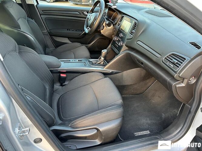 Renault Megane 42 interauto-car