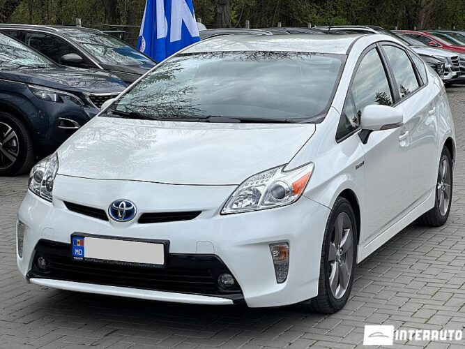 Toyota Prius 26 interauto-car