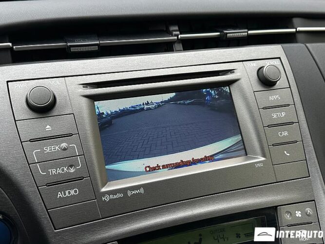 Toyota Prius 35 interauto-car