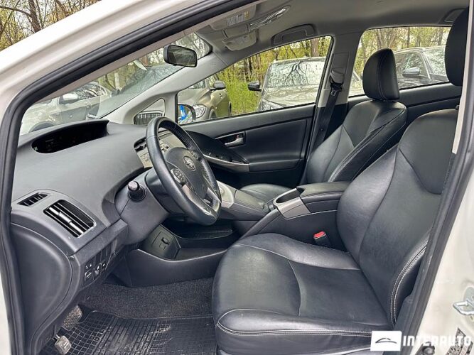 Toyota Prius 30 interauto-car