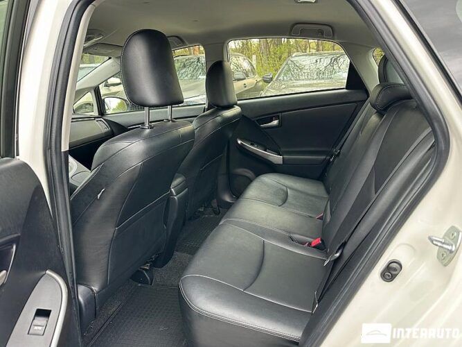 Toyota Prius 39 interauto-car