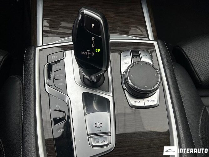 BMW 740 51 interauto-car