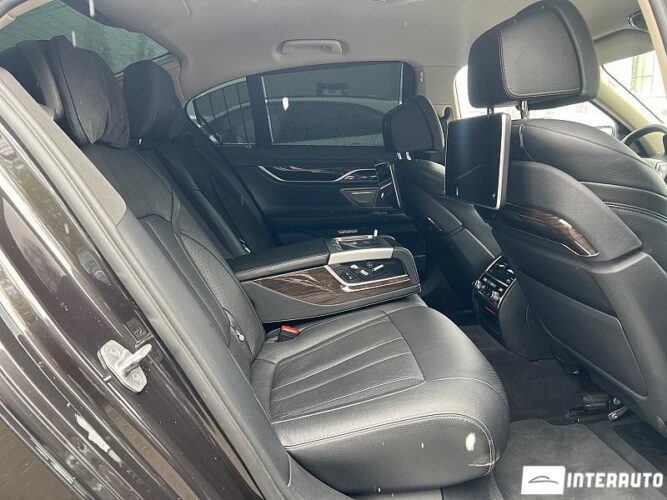 BMW 740 53 interauto-car