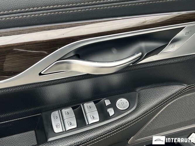 BMW 740 40 interauto-car