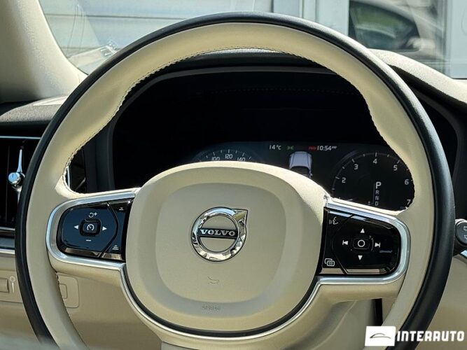Volvo V 60 42 interauto-car