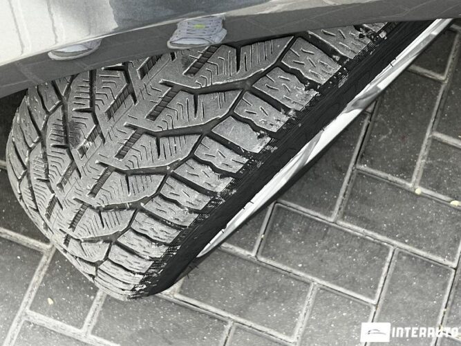 Ford Fusion 45 interauto-car