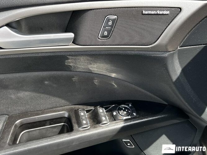 Ford Fusion 40 interauto-car