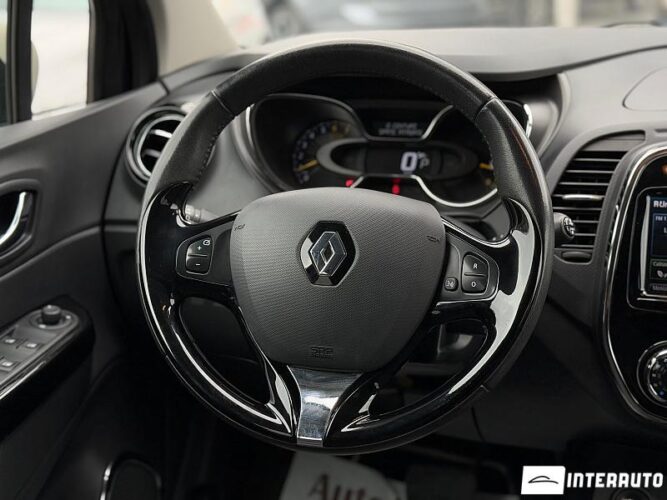 Renault Captur 34 interauto-car
