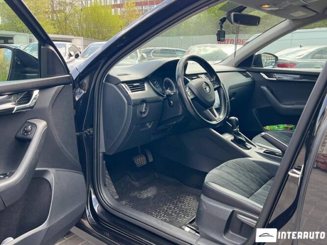 Skoda Octavia 30 interauto-car