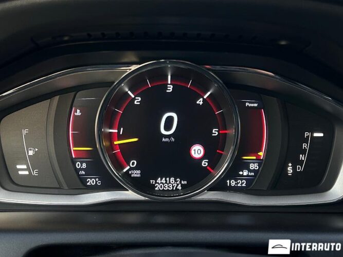 Volvo XC 60 46 interauto-car