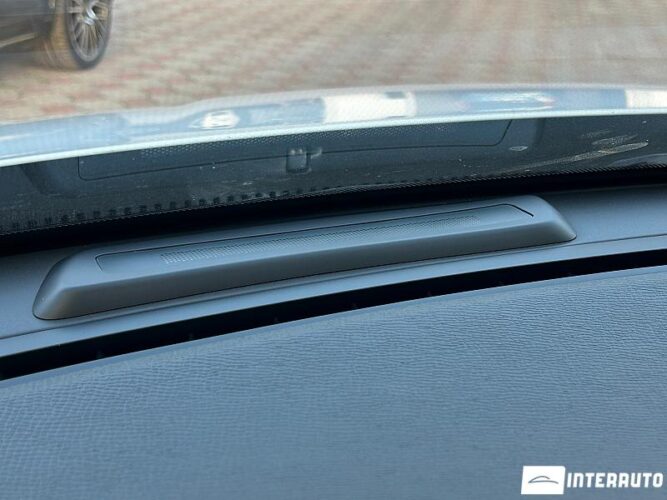 Volvo XC 60 51 interauto-car