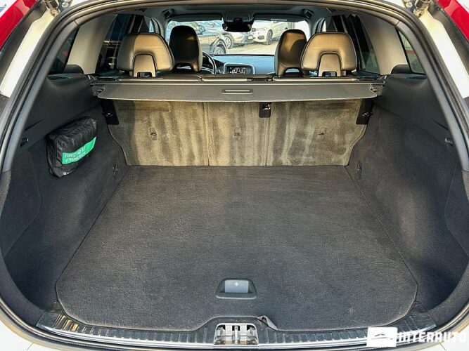 Volvo XC 60 56 interauto-car