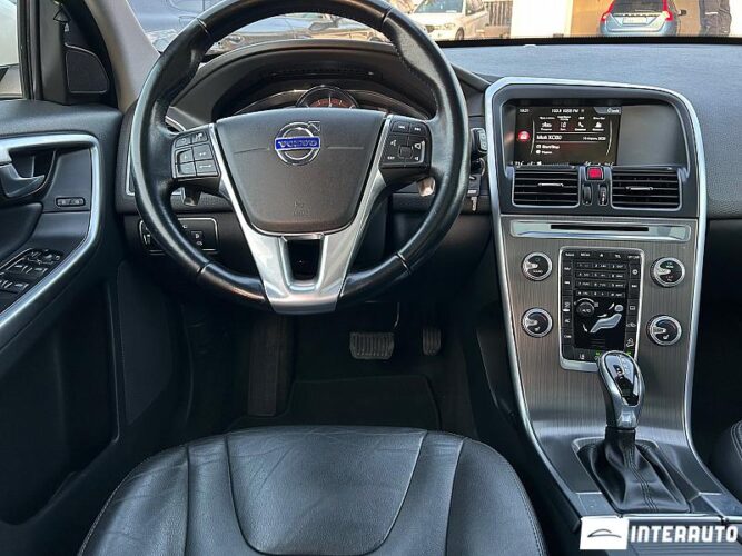 Volvo XC 60 42 interauto-car