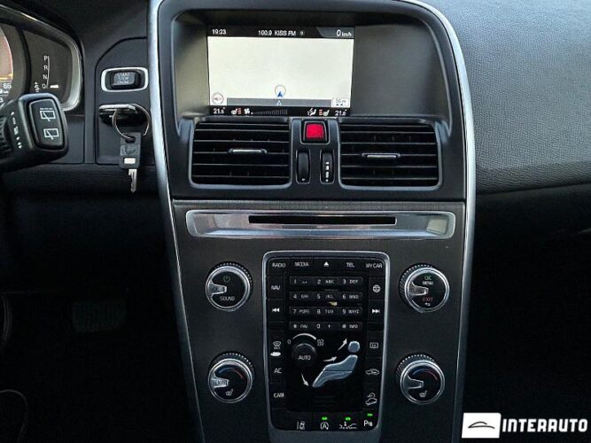 Volvo XC 60 49 interauto-car