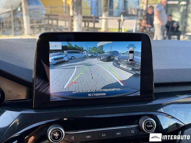 Ford Kuga 44 interauto-car