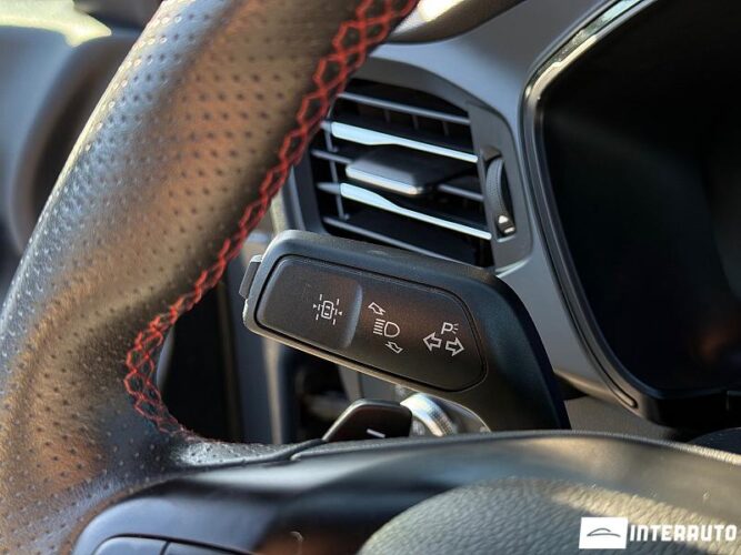 Ford Kuga 39 interauto-car