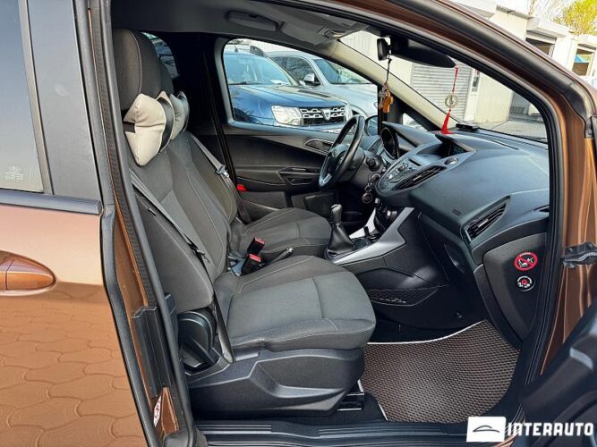 Ford B-MAX 42 interauto-car