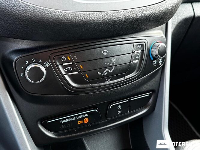 Ford B-MAX 40 interauto-car