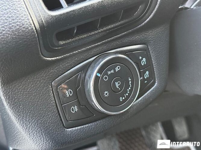 Ford B-MAX 47 interauto-car