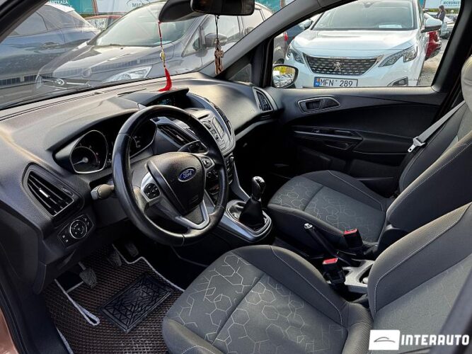 Ford B-MAX 34 interauto-car