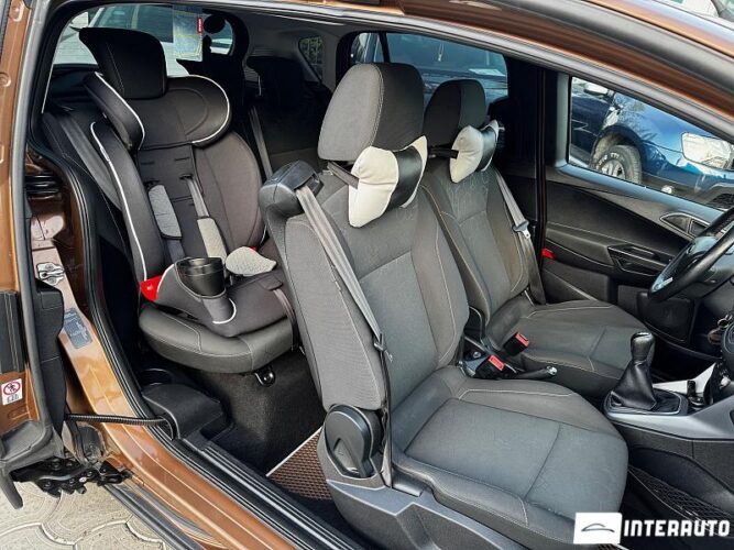 Ford B-MAX 43 interauto-car