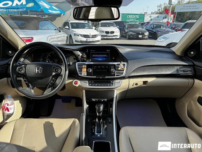 Honda Accord 42 interauto-car