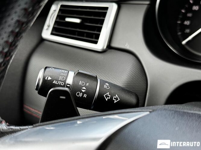 Land Rover Discovery Sport 51 interauto-car