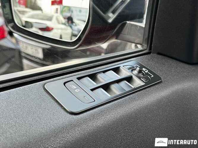 Land Rover Discovery Sport 57 interauto-car