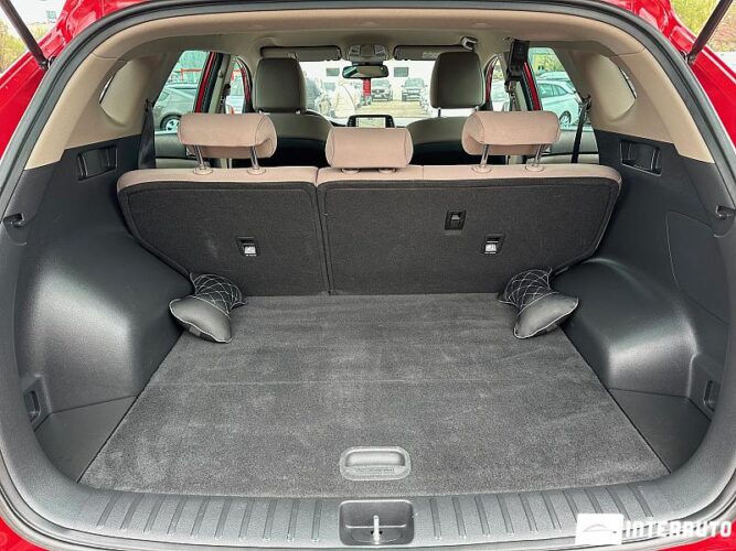 Hyundai Tucson 46 interauto-car