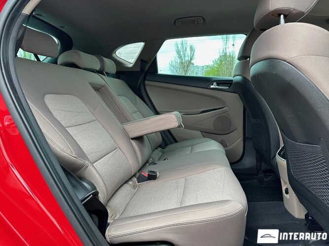 Hyundai Tucson 45 interauto-car