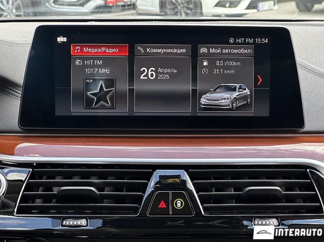 BMW 530e 41 interauto-car