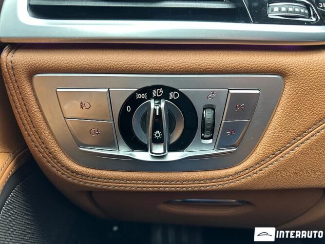 BMW 740e 48 interauto-car