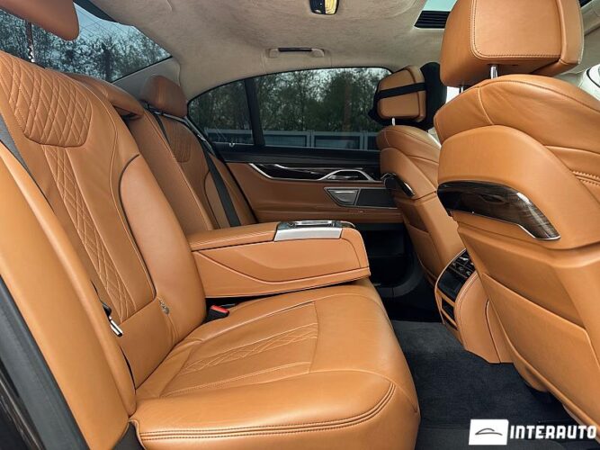 BMW 740e 59 interauto-car