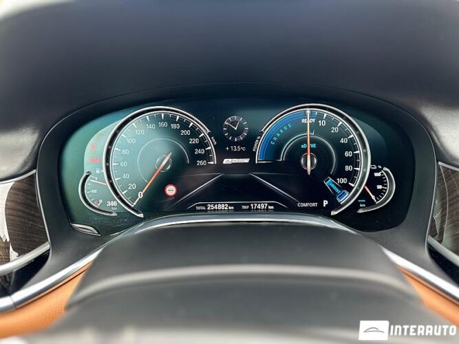 BMW 740e 49 interauto-car