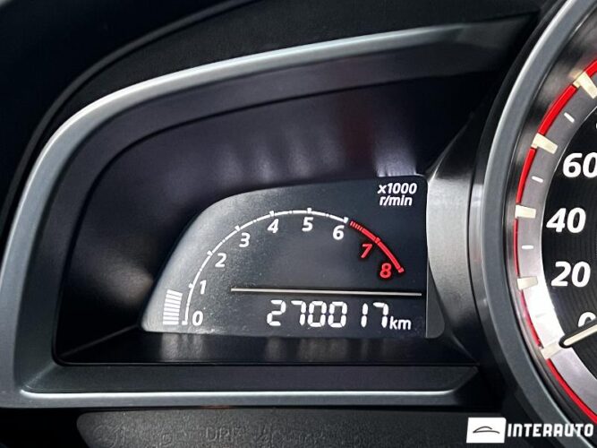 Mazda 3 39 interauto-car