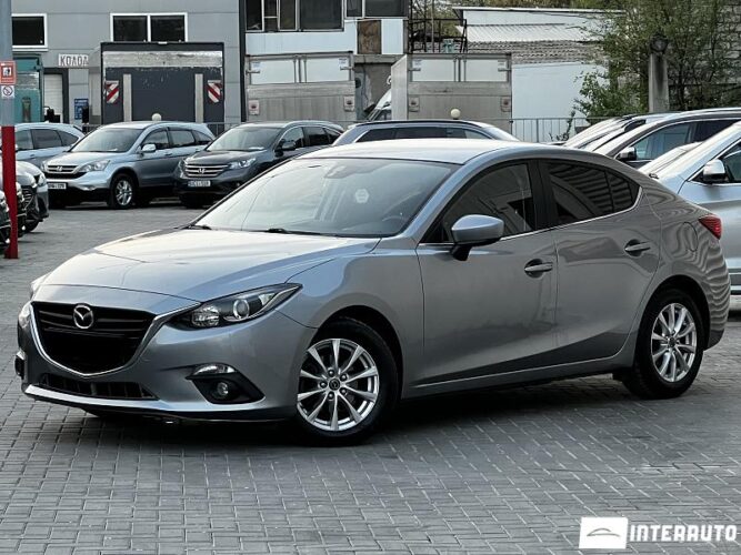 Mazda 3 31 interauto-car