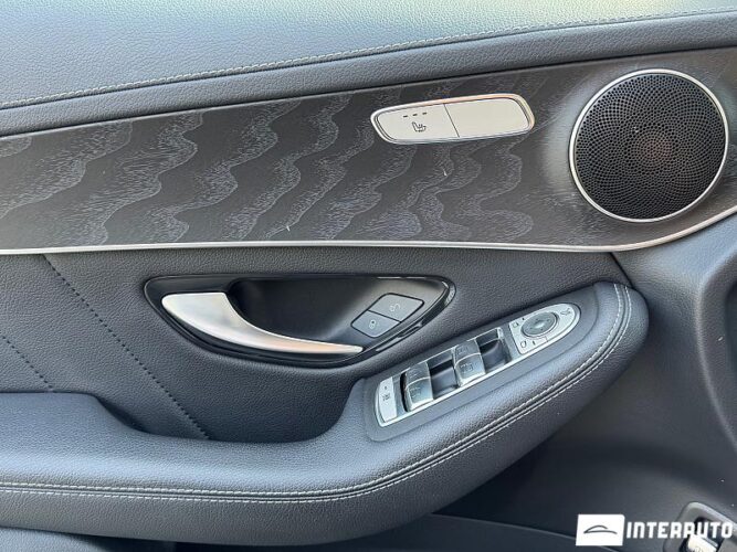 Mercedes GLC 300e 42 interauto-car