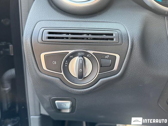 Mercedes GLC 300e 41 interauto-car