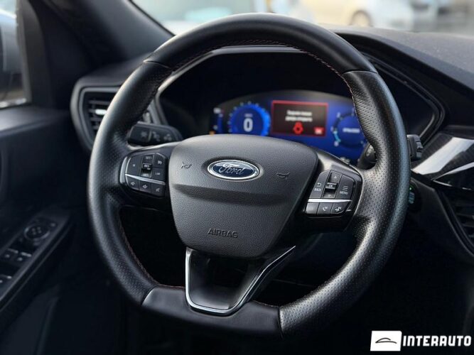 Ford Kuga 44 interauto-car