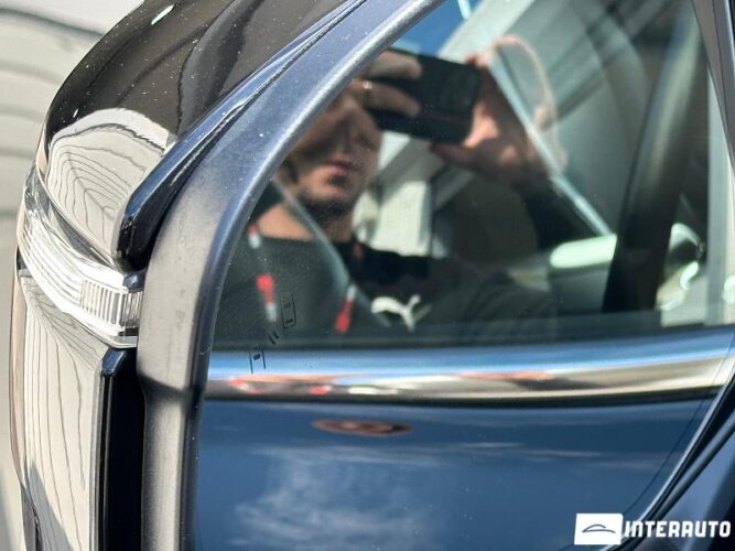 Toyota Land Cruiser 55 interauto-car