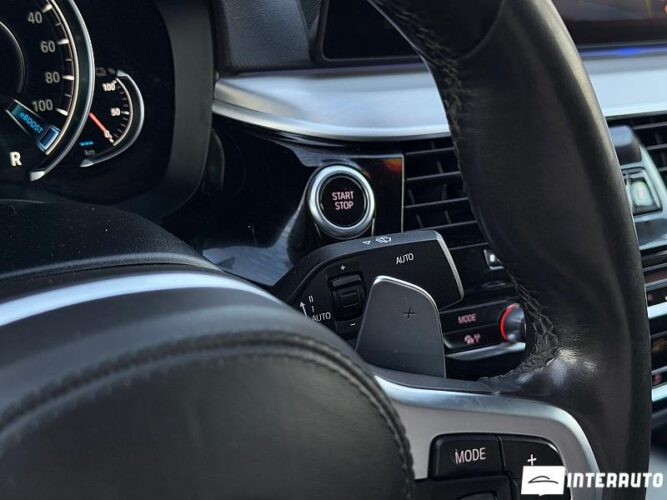 BMW 530e 44 interauto-car