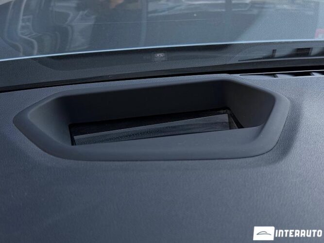 BMW 530e 43 interauto-car