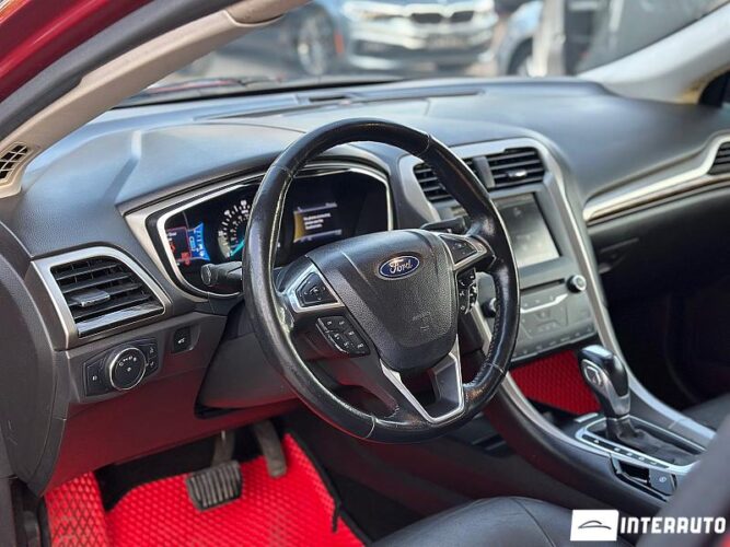 Ford Fusion 35 interauto-car
